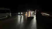 Bursa Çevre Yolu'nda Otobanda Yolun Karşısına Geçmeye Çalışan Şahıs Tır Çarpması Sonucu Öldü
