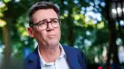 İngiltere'de Yeni Dönem: Andy Burnham Labour Parti Lideri Seçildi