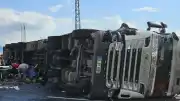 Ağrı'da Zincirleme Trafik Kazası: 1 Ölü, 4 Yaralı