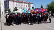 Çubuk Fen Lisesi Mezuniyet Töreni: 90 Öğrenci Diplomalarını Aldı