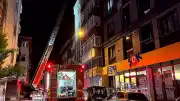 Esenyurt'ta 4 Katlı Binanın Çatısında Yangın: Can Kaybı Yok