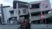 Filipinler'de 7.8'lik Deprem: 37 Ölü, 500 Yaralı