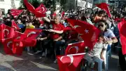 Kilis'te Vatandaşlar Milli Takım Maçını Cumhuriyet Meydanı'nda İzledi
