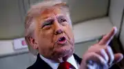 Trump, İran'a Yönelik Saldırıları Sürdüreceğini Açıkladı
