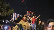 15 Temmuz Darbe Girişiminin Dakika Dakika Seyri: Milletin Direnişi ve Zaferi