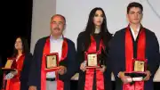 79 Yaşında Avukatlık Diplomasını Aldı