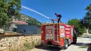 Burdur Yeşilova'da Ev Bahçesinde Çıkan Yangın Kontrol Altına Alındı