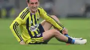 Fenerbahçe turu geçti ancak taraftarlar bir futbolcuya tepki gösterdi