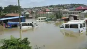 Gana'da Şiddetli Yağışlar Sonucu Meydana Gelen Sel Felaketinde 34 Kişi Yaşamını Yitirdi