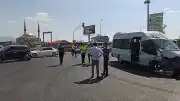 Kayseri'de Minibüs ile Otomobil Çarpıştı: 8 Yaralı