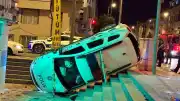 Kayseri'de Trafik Kazası: Polis Aracı Yan Yattı, 3 Yaralı