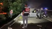 Kocaeli'de Emniyet Şeridinde Trafik Kazası: 1 Çocuk Öldü