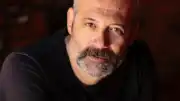Sanatçı Levent Üzümcü Gözaltına Alındı
