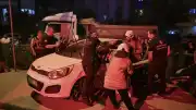 Ümraniye'de Hafriyat Kamyonu ile Otomobil Çarpıştı: 4 Yaralı
