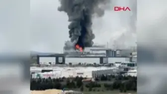 Ankara'da Depo Yangını: İtfaiye Ekipleri Seferber Oldu