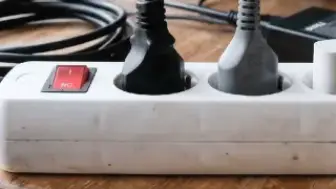 Uzmanlardan Uyarı: Bu 5 Cihaz Üçlü Prizde Tehlike Saçıyor