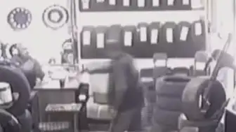 Alacak Tartışmasında Akrabasını Vurdu