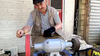 Alaşehir'de Kurban Bayramı Öncesi Bıçak Bileme Ustalarında Yoğunluk