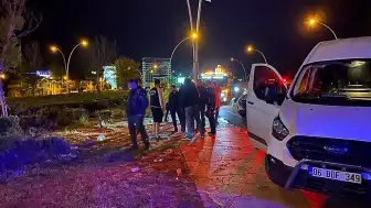 Ankara'da Aydınlatma Direğine Çarpan Motosiklet Sürücüsü Hayatını Kaybetti