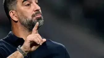 Arda Turan'ın Takımının Maçında Sirenler Çaldı, Sahadan Çekilme Yaşandı