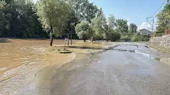 Bartın Irmağı'nda Su Seviyesi 2 Metre Yükseldi, 15 Ev ve İş Yeri Sular Altında Kaldı