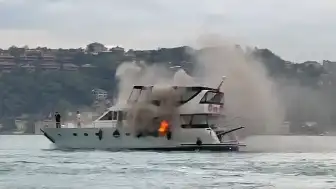 Bebek Sahili'nde Tur Teknesinde Yangın Söndürüldü