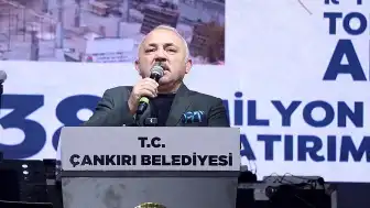 Çankırı'da Kent Meydanı Açıldı, 19 Mayıs Coşkusu Konserle Taçlandı