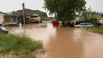 Çorum'un İskilip İlçesinde Şiddetli Sağanak ve Dolu: Yollar Kapandı, Su Baskınları Yaşandı