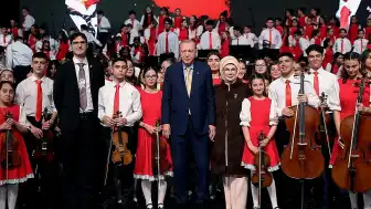Cumhurbaşkanı Erdoğan ve Eşi Emine Erdoğan Çocuk Orkestrası ve Korosu Konseri'ne Katıldı