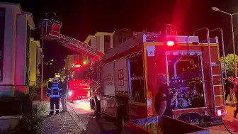 Elazığ'da Apartman Bodrumunda Yangın: 4 Kişi Dumandan Etkilendi