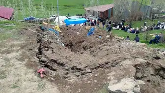 Erzurum'un Tekman İlçesinde Ahır Çöktü: 1 Kişi Hayatını Kaybetti