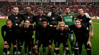 Galatasaray'da En Fazla Süre Alan Futbolcu Abdülkerim Bardakcı Oldu