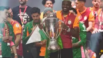 Galatasaray'da Şampiyonluk Kutlaması: 'Dört Dörtlük Gece'