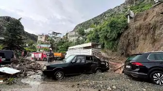 Hatay'da Sağanak Sonucu Ev Çöktü: 1 Ölü, 2 Yaralı