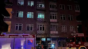 Kayseri'de 4 Katlı Binanın Bodrumunda Yangın Çıktı
