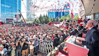 Kılıçdaroğlu'ndan Parti İçi Hesaplaşma Mesajları: 'Gafilleri Koynumda Besledim'