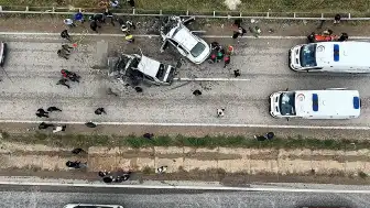 Kırıkkale'de Trafik Kazası: 1'i Çocuk 3 Kişi Hayatını Kaybetti, 6 Kişi Yaralandı