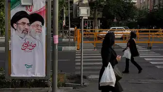 M. Khamenei: Körfez Ülkeleri Artık ABD Üslerine Kalkan Olmayacak