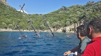 Marmaris'te Tur Teknesi Battı: 148 Kişi Kurtarıldı