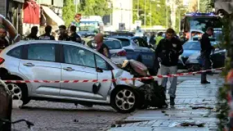Modena'da Bir Otomobil Yayalara Daldı: Sekiz Yaralı