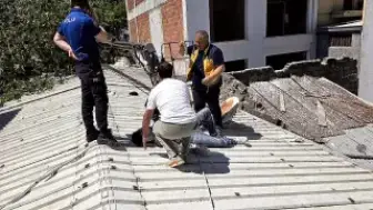 Mudanya'da Vinç Faciası: 2 İşçi Yaralandı