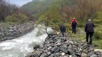 Muş'ta Köprüden Düşen Kadın Akıntıya Kapıldı: Arama Çalışmaları Sürüyor