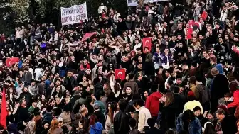ODTÜ'de İlkay Akkaya Konserinde Olay: 6 Öğrenci Tutuklandı