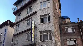 Otelin Kötü Kokusu Üzerine Yapılan Kontrolde 6 Gün Önce Hayatını Kaybettiği Belirlenen Kişi Bulundu