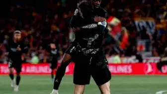 PSG, Fransa Ligue 1'de Şampiyon Oldu