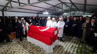 Şehit Polis Memuru E.K., Van'da Gözyaşlarıyla Toprağa Verildi