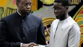 Senegal'de Siyasi Gelişme: Başbakan O.S. Görevden Alındı