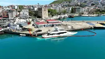 Sinop'ta 2 Milyar Liralık Lüks Yat Sulara Gömüldü