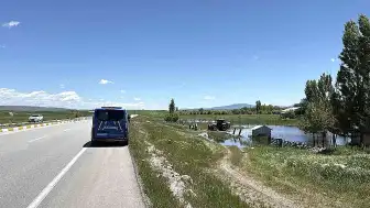 Sivas'ta Bayram Tatili Dönüşü Feci Kaza: 3'ü Ağır 4 Yaralı