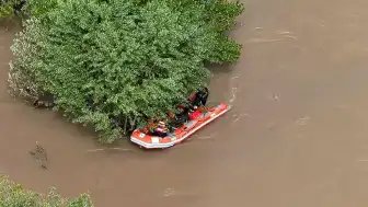 Sivas'ta Trafik Kazası Sonrası Kayıp Genç Kız İçin Arama Çalışmaları Sürüyor